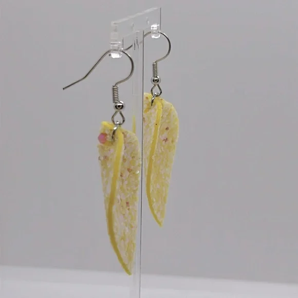 Mini Faux Pinch Petal Earrings - Picture 7 of 7